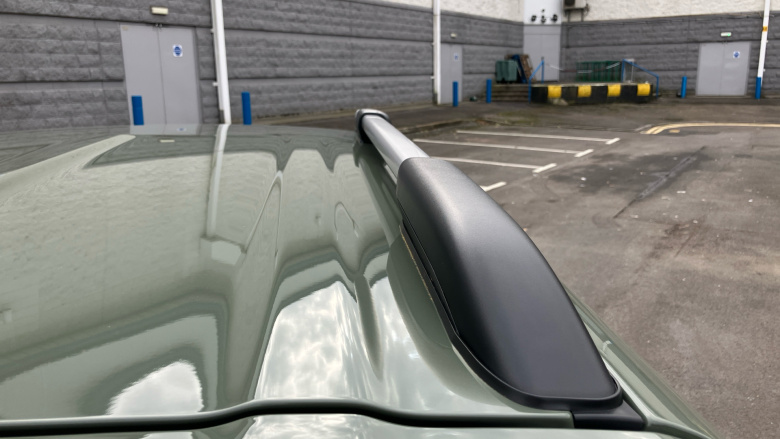 Hyundai INSTER 85kW 02 49kWh 5dr Auto Electric Hatchback